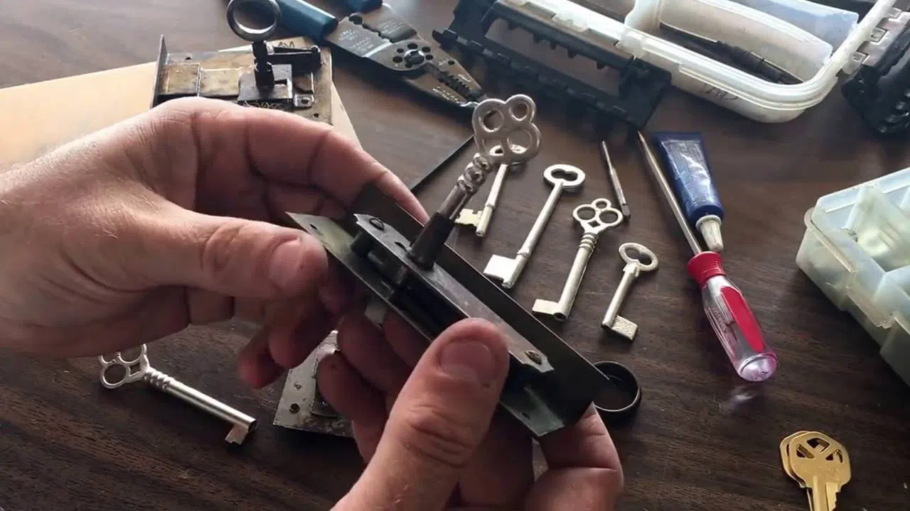  Denver Emergency Locksmiths Denver, CO 303-357-7676